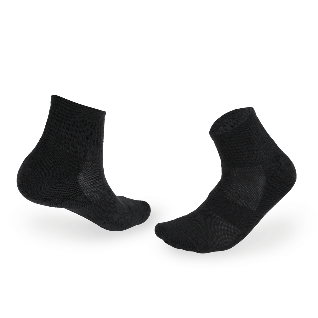 High ankle cotton socks for men in black 